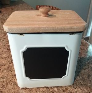 Metal storage canister wood lid